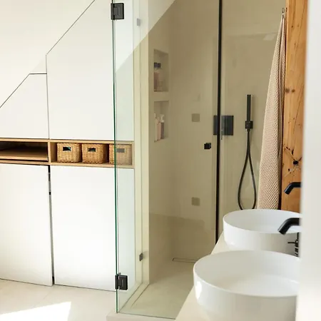 Romantic Loft With Terrace & Workspace ! Adamitt Lejlighed Bratislava